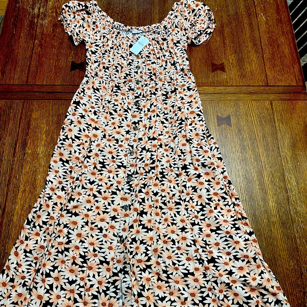 American Eagle daisy button down front dress size L